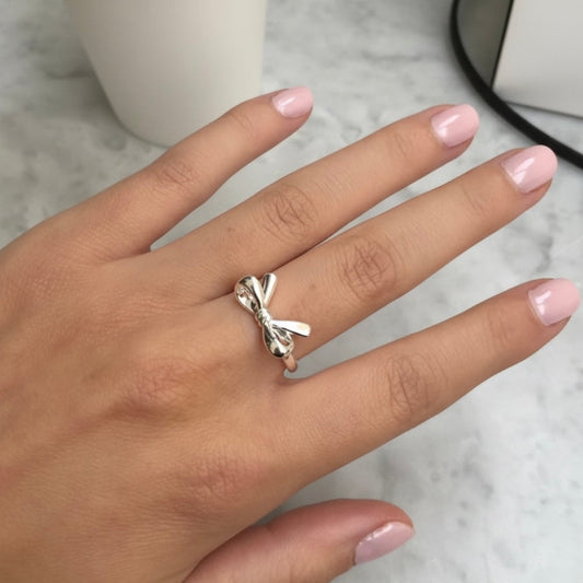 SWEET BOW RING Silver