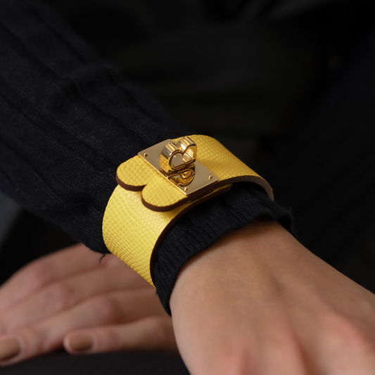 FARRIER Soft Yellow Gold