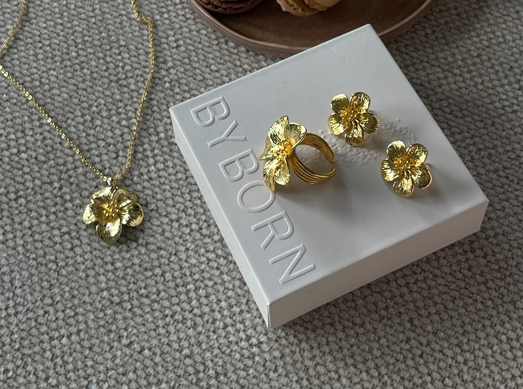 GIFT SETS