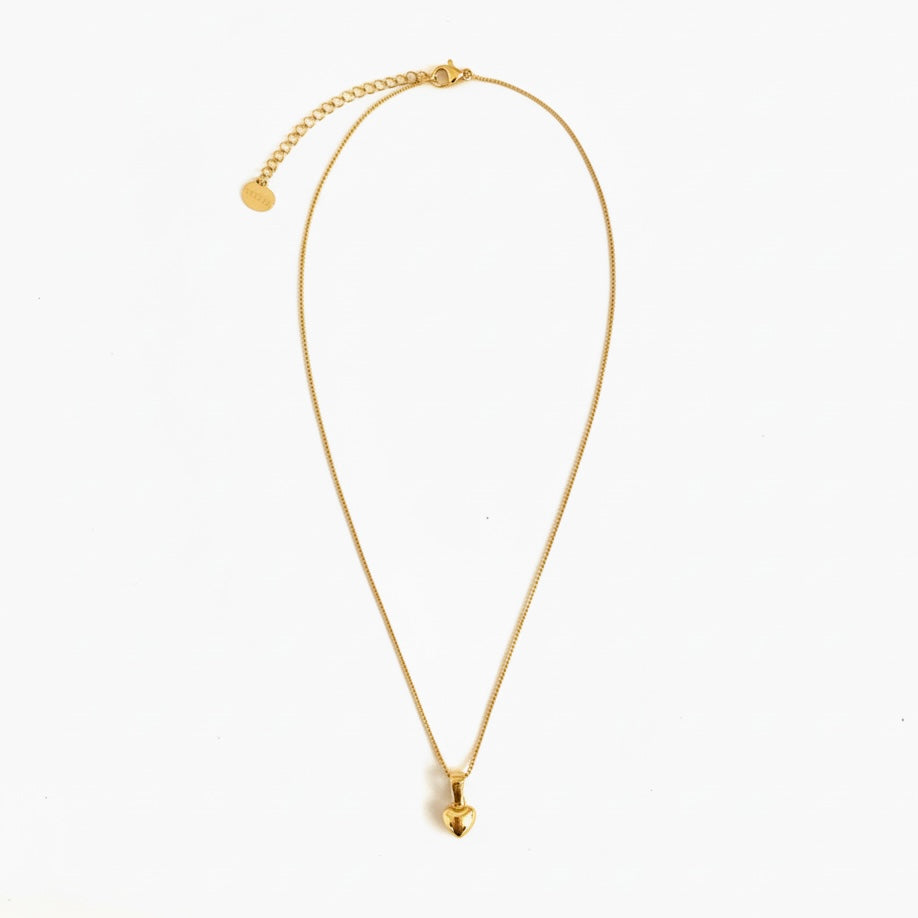 HEART NECKLACE Gold
