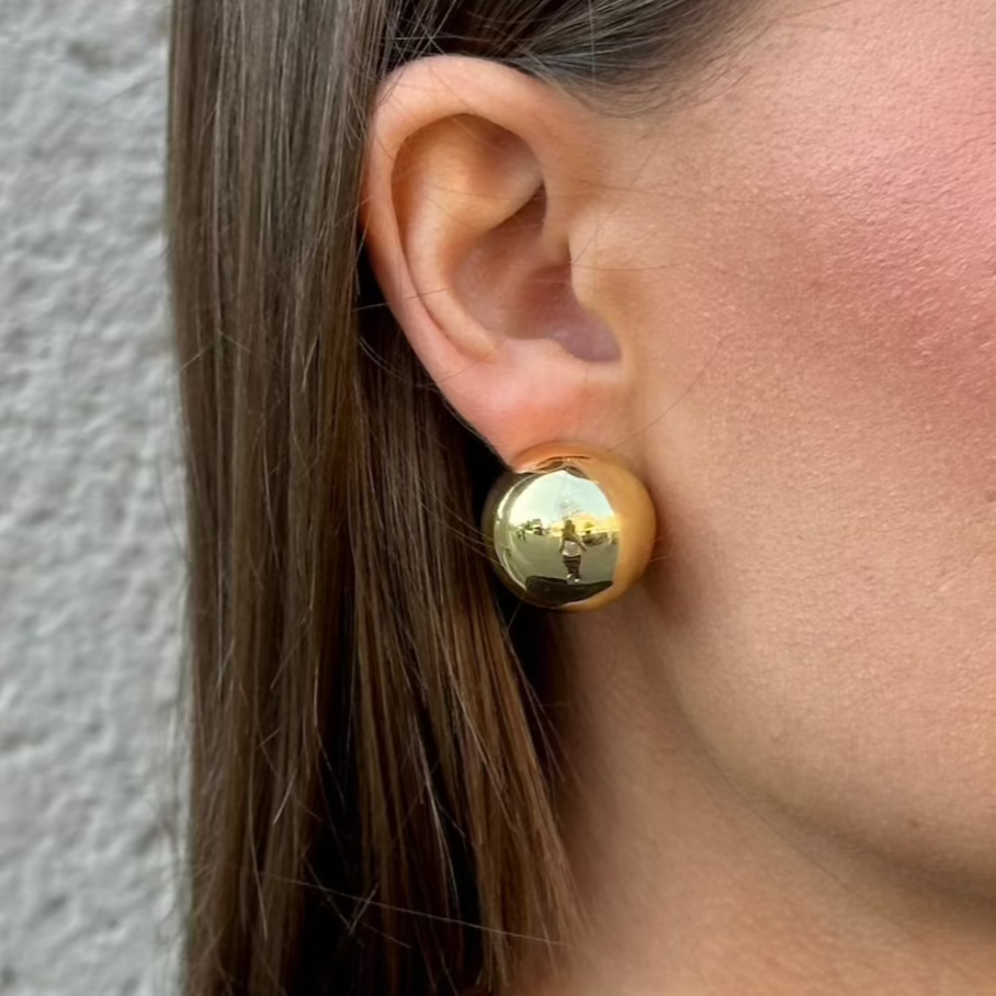 GLOSSY GLOBE EARRINGS Gold