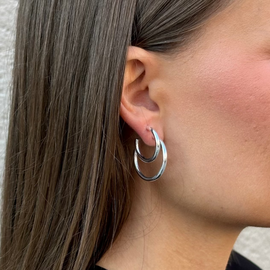 MEDIUM HOOPS EARRINGS Silver