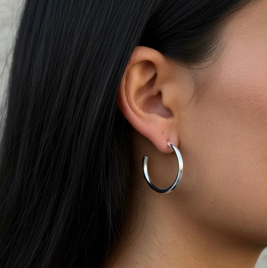 MEDIUM HOOPS EARRINGS Silver