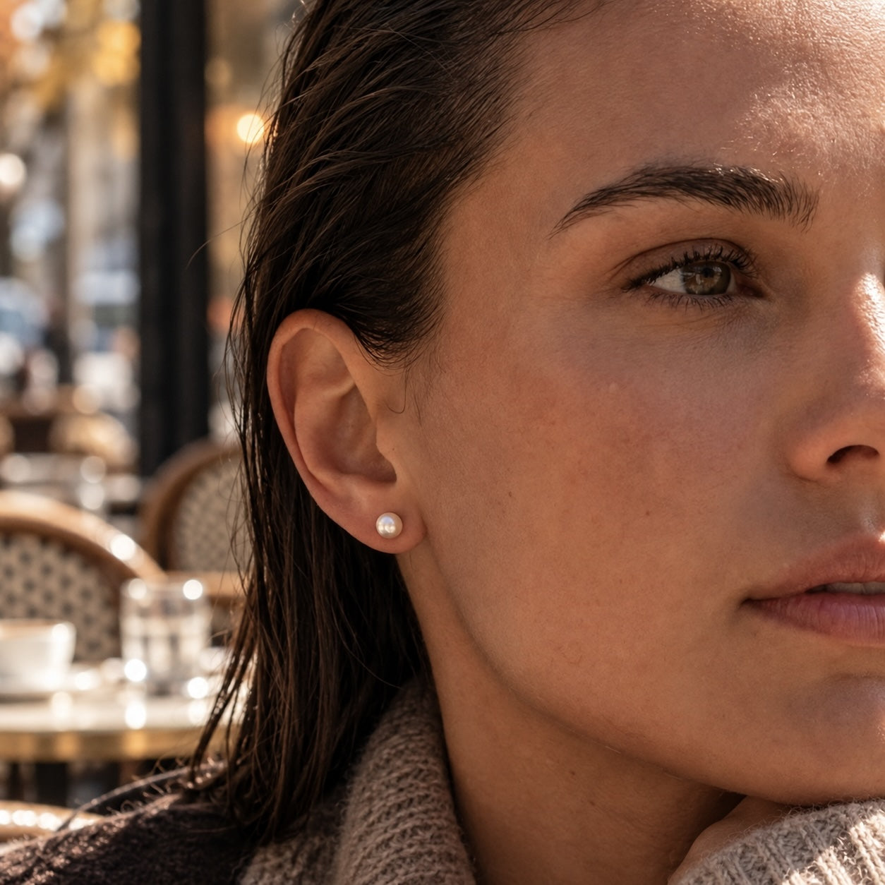 CLASSIC MIDI PEARL STUDS Gold