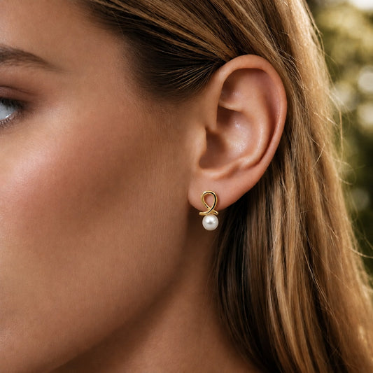 KNOT PEARL STUDS Gold