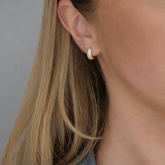 MINI PAVÉ EARRINGS Gold
