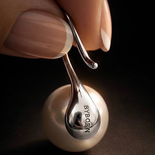 PEARL HOOK EARRINGS Silver