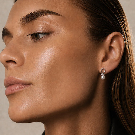 SILVER KNOT PEARL STUDS