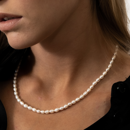 FRESHWATER PEARL NECKLACE Silver