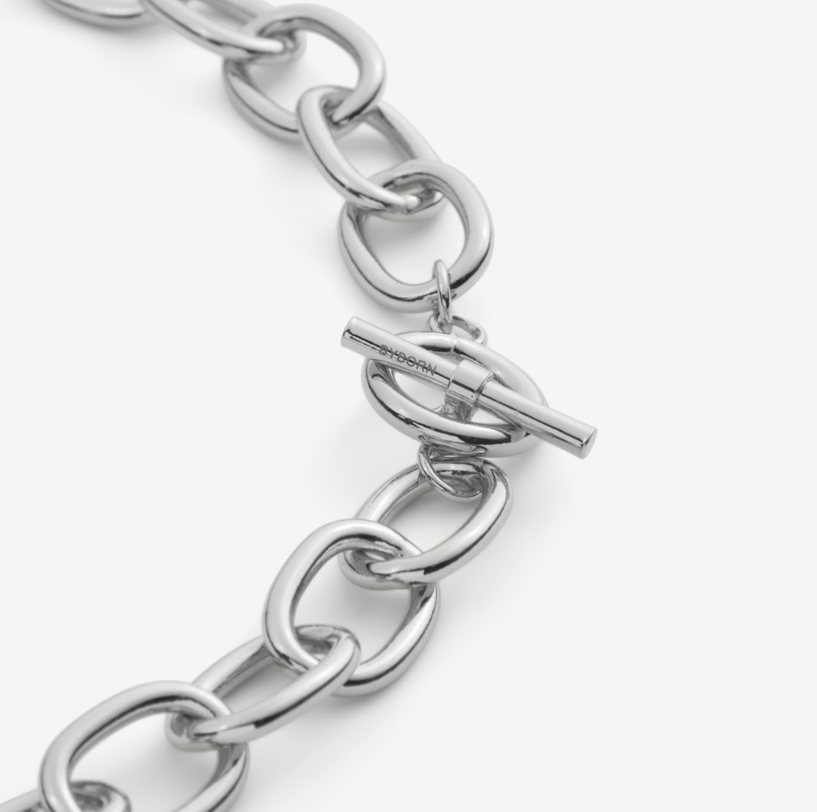 OVAL LINK NECKLACE Silver