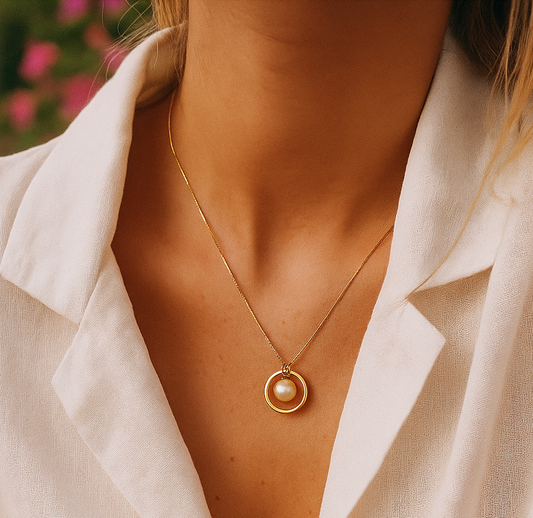 PEARL DROP NECKLACE Gold