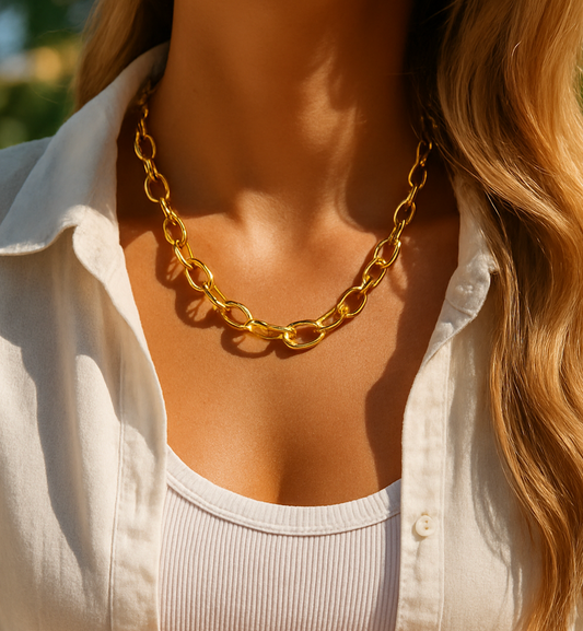 OVAL LINK NECKLACE Gold