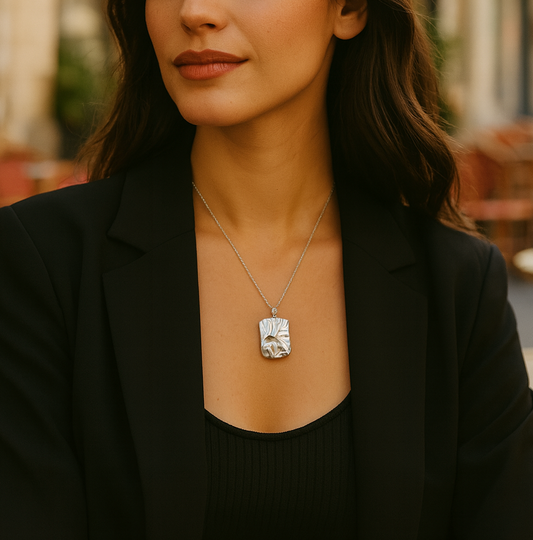 WAVY NECKLACE Silver