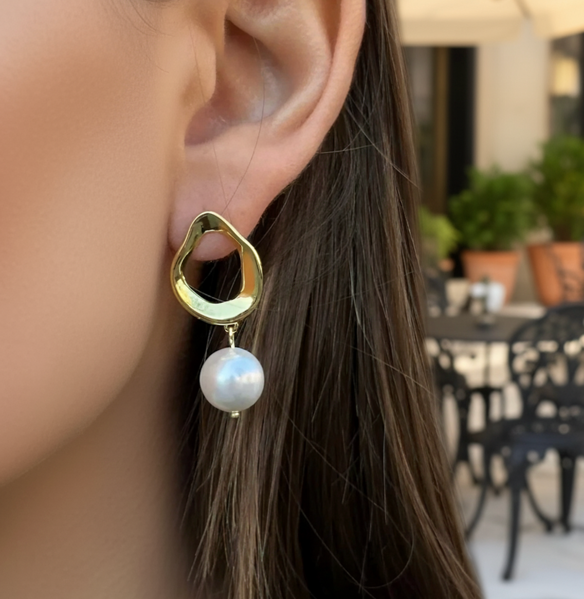 UNIQUE PEARL DROP EARRINGS Gold