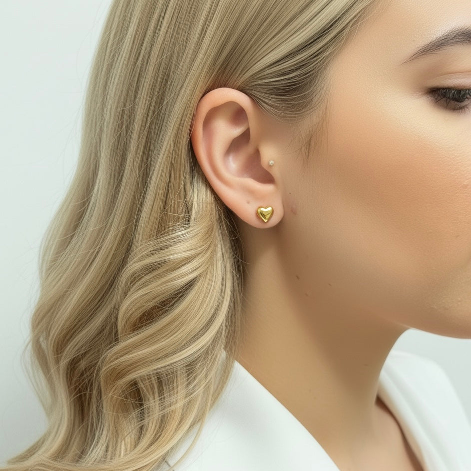 HEART STUD EARRINGS Gold