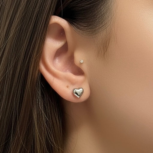 HEART STUD EARRINGS Silver