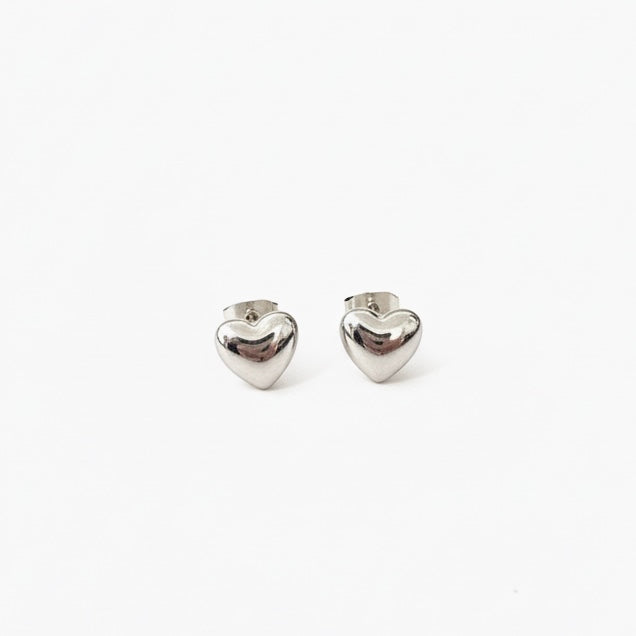 HEART STUD EARRINGS Silver