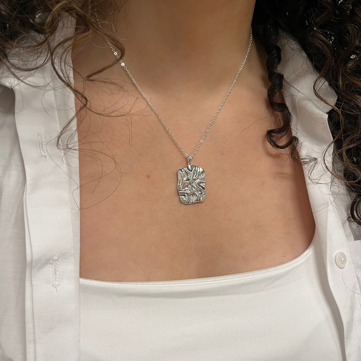 WAVY NECKLACE Silver