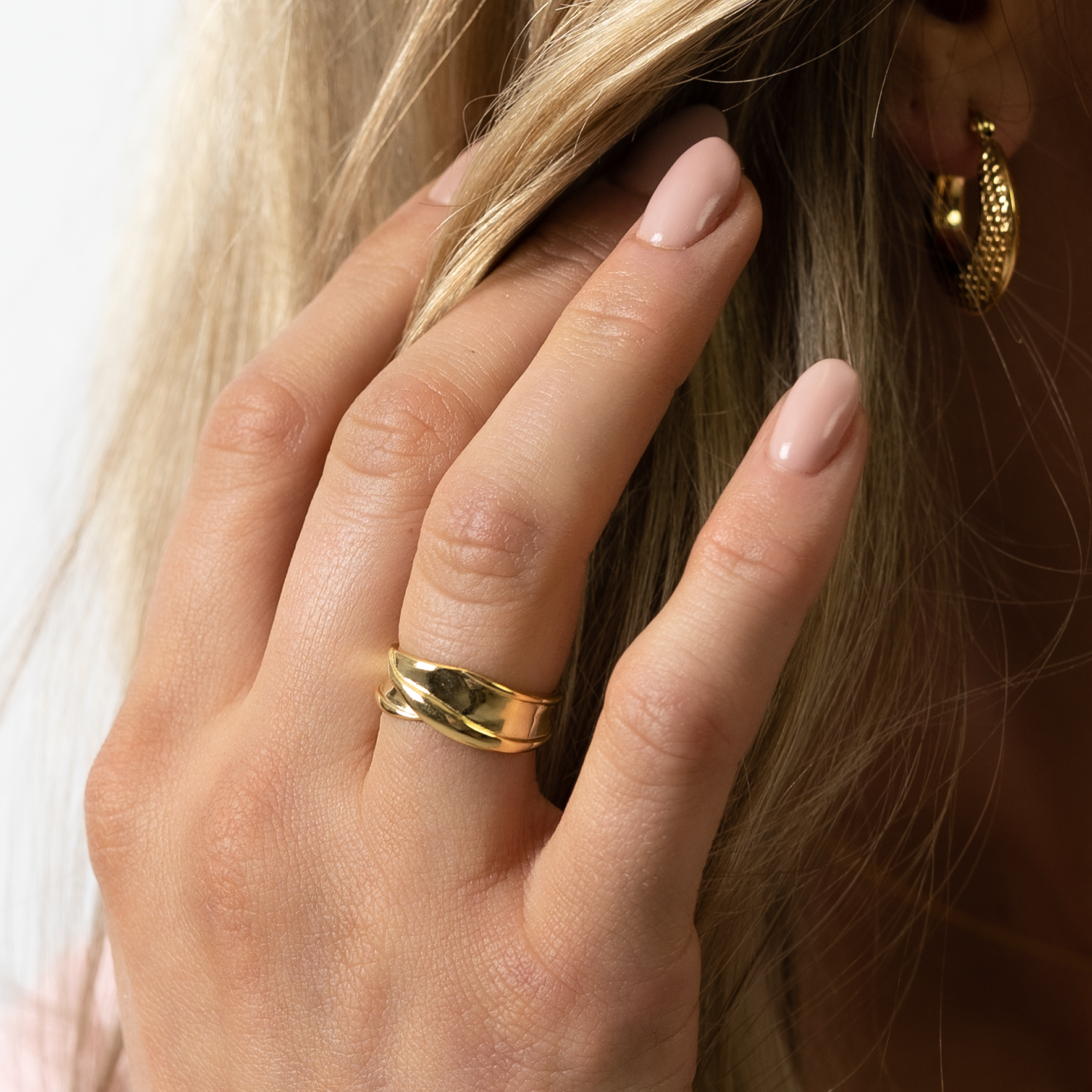 CURVE RING Gold